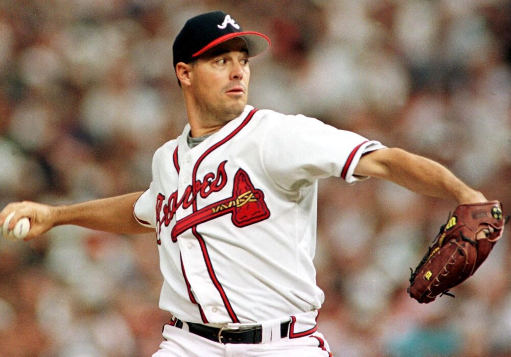 Maddux: Never threw hard